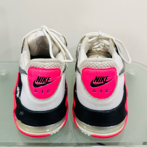 Nike Air Max Excee White Black and Pink Sneaker Tennis Shoes Size 9 - Picture 5 of 9